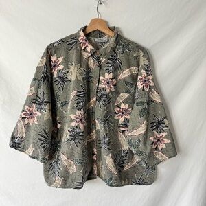 Vintage 90s Venezia Green and Pink Casual Button Down Shirt with Floral Print